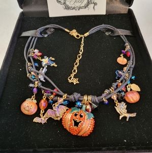 Kirks Folly Necklace-w/ Jack-O-Lantern/Pumpkins/Bat
